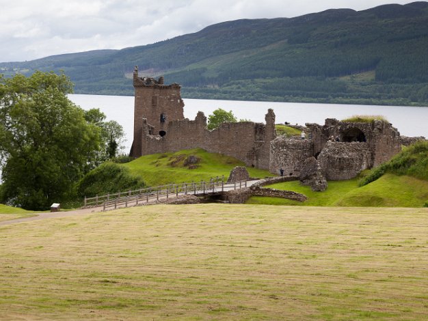 Urquhart Castle - Inverness